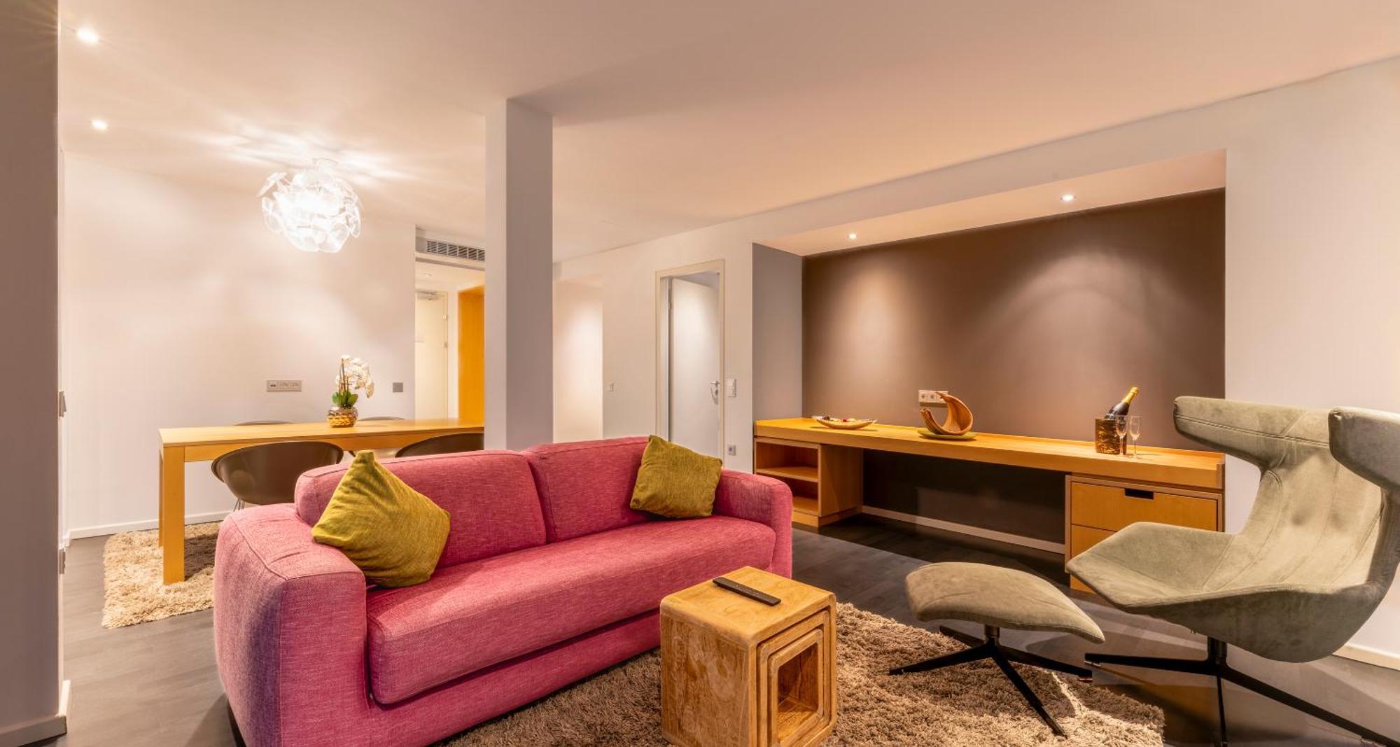 Roomz - Business Design Hotel 4*
