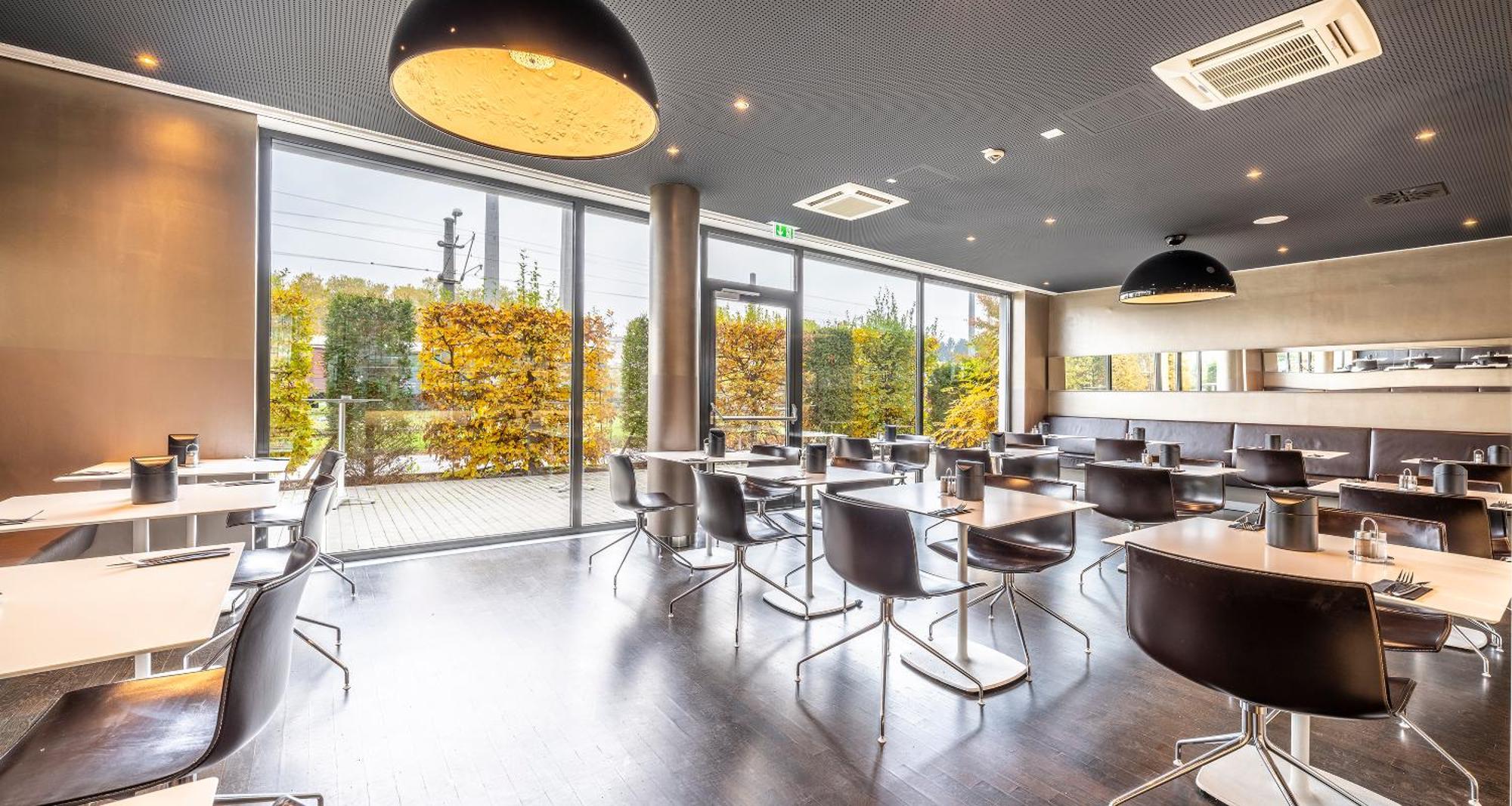 Roomz - Business Design 4* Graz