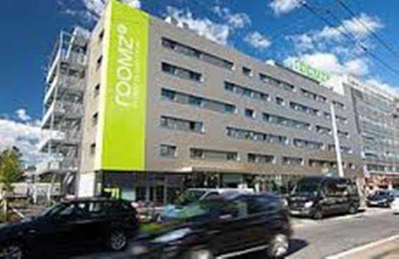 Roomz - Business Design 4* Graz